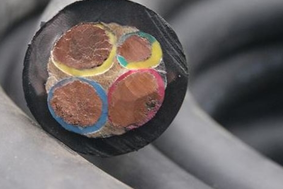 具體絕緣層的厚度不合格對電纜有何影響呢.jpg 具體絕緣層的厚度不合格對電纜有何影響呢.jpg